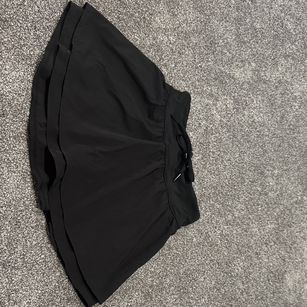 NWOT Z Supply Women's Black Short